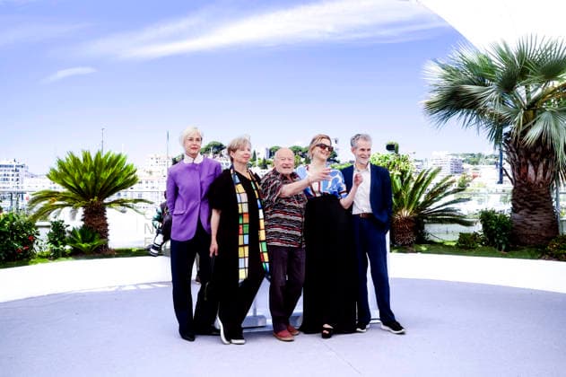 Susanne Wolff, Jenny Erpenbeck, Volker Schlöndorff, Martina Gedeck and Ulrich Matthes at the photocall for the film Heimsuchung Visitation at the Festival de Cannes 2026 79 Cannes International Film Festival at the Palais des Festivals Cannes, 17 05 2026 Foto:xJ.xEdwardsx xFuturexImagex heimsuchung_6551