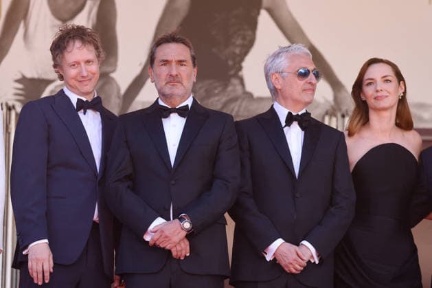 László Nemes, Gilles Lellouche, Alain Goldman, Louise Bourgoin Montée des marches du film Moulin lors du 79ème Festival International du Film de Cannes, le 17 mai 2026 Jacovides Moreau Bestimage Red carpet for Moulin at the 79th Cannes International Film Festival on May 17, 2026 Cannes France  Copyright: xJACOVIDES-MOREAUx xBESTIMAGExJACOVIDES-MOREAUx xBESTIMAGEx