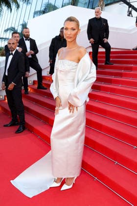 Bella Hadid Montée des marches du film Garance lors du 79ème Festival International du Film de Cannes, le 17 mai 2026 Jacovides Moreau Bestimage Red carpet for Garance at the 79th Cannes International Film Festival on May 17, 2026 Cannes France  Copyright: xJACOVIDES-MOREAUx xBESTIMAGExJACOVIDES-MOREAUx xBESTIMAGEx
