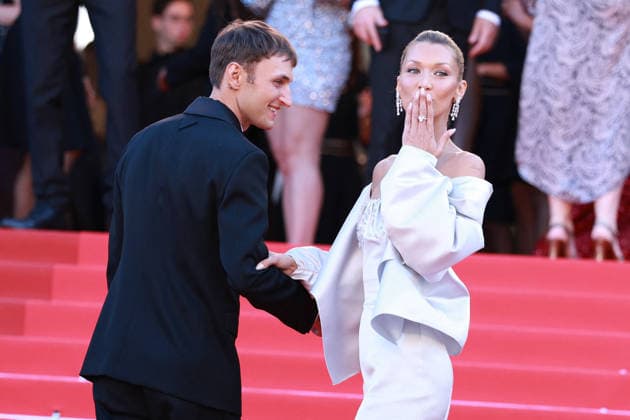 Cannes - Garance Red Carpet JD Anwar Hadid and Bella Hadid arrive for the screening of the film Garance during the 79th annual Cannes Film Festival at Palais des Festivals on May 17, 2026 in Cannes, France. Photo by Jerome Domine ABACAPRESS.COM Cannes France  Copyright: xDominexJerome ABACAx