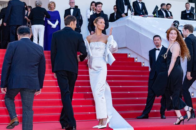 Cannes Garance screening NG Anwar Hadid and Bella Hadid attending the ‘Garance’ Screening and Red Carpet at Palais Des Festivals in Cannes, France on May 17 2026 as part of the 79th Cannes Film Festival. Photo by Nicolas Genin ABACAPRESS.COM Cannes France  Copyright: xGeninxNicolas ABACAx