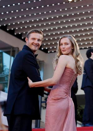 Alexander Ludwig et sa femme Nathalie Montée des marches du film Garance lors du 79ème Festival International du Film de Cannes, le 17 mai 2026 Jacovides Moreau Bestimage Red carpet for Garance at the 79th Cannes International Film Festival on May 17, 2026 Cannes France  Copyright: xJACOVIDES-MOREAUx xBESTIMAGExJACOVIDES-MOREAUx xBESTIMAGEx