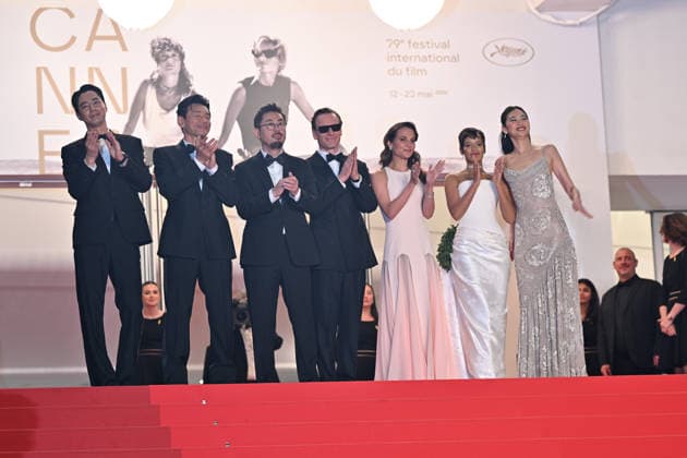 79th Cannes Film Festival: Hope screening CANNES, FRANCE - MAY 17: (L to R) South Korean actor Zo In-Sung, South korean actor Hwang Jung-Min, South Korean director and screenwriter Na Hong-Jin, German actor Michael Fassbender, Swedish actress Alicia Vikander, Canadian actress Taylor Russell and South Korean actress Ho-yeon Jung arrive for the screening of the film Hope at the 79th edition of the Cannes Film Festival in Cannes, France on May 17, 2026. Mustafa Yalcin Anadolu Cannes France. Editorial use only. Please get in touch for any other usage.  Copyright: x2026xAnadoluxMustafaxYalcinx