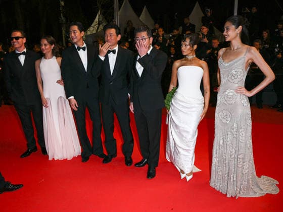 IPA84804004 - Cannes, 79th Cannes Film Festival 2026, Evening 6. Red Carpet film Hope Pictured: Michael Fassbender, Alicia Vikander, Go Soo, Hwang Jeong-min, Na Hong-jin, Taylor Russell and Hoyeon  Copyright: xAlbertoxTerenghix xPoolxPhotoxEventsx07x 84804004