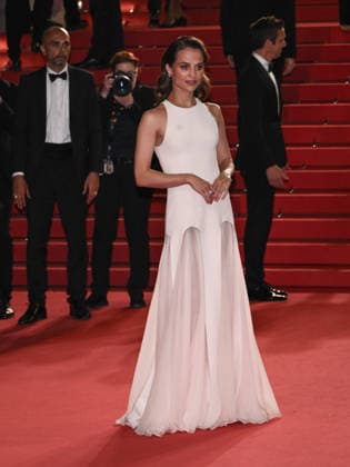 IPA84804018 - Cannes, 79th Cannes Film Festival 2026, Evening 6. Red Carpet film Hope Pictured: Alicia Vikander  Copyright: xAlbertoxTerenghix xPoolxPhotoxEventsx07x 84804018