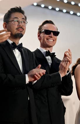 79ème Festival International du Film de Cannes Montée des marches du film Hope 79th International Cannes Film Festival Red Carpet with Hope cast 456270 2026 05 17 Fassbender, Michael Hong Jin, Na  Copyright: xSergexArnalx xStarfacex STAR_456270_006
