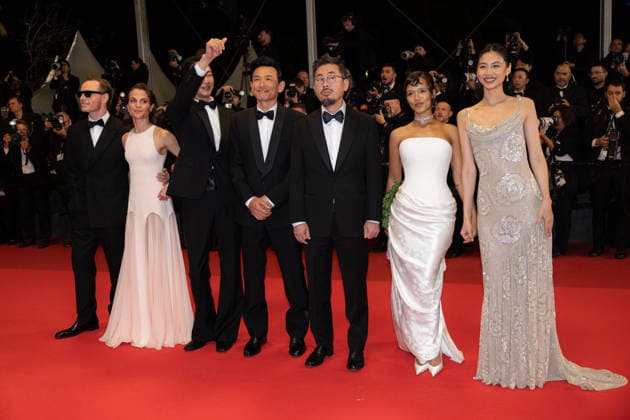 79ème Festival International du Film de Cannes Montée des marches du film Hope 79th International Cannes Film Festival Red Carpet with Hope cast 456273 2026 05 17 Russell, Taylor Fassbender, Michael Vikander, Alicia Soo, Go Jeong min, Hwang Hong Jin, Na Jung, Hoyeon  Copyright: xIvankaxVoisinx xStarfacex STAR_456273_007