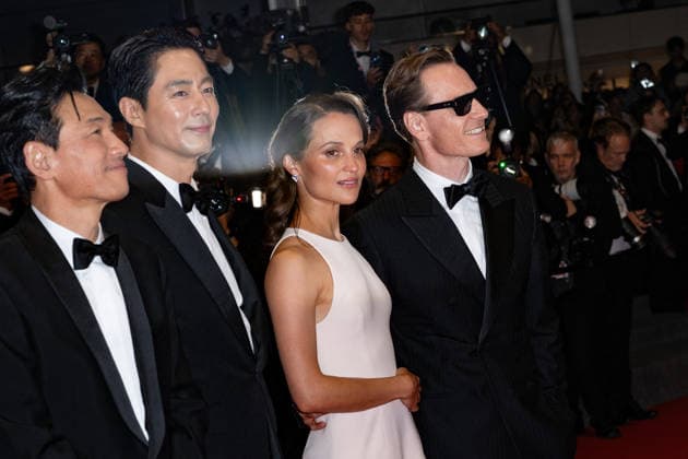 Cannes Hope screening NG Go Soo, Hwang Jeong-min, Na Hong-jin, Michael Fassbender, Alicia Vikander, Taylor Russell and Hoyeon Jung attending the ‘Hope’ Screening and Red Carpet at Palais Des Festivals in Cannes, France on May 17 2026 as part of the 79th Cannes Film Festival. Photo by Nicolas Genin ABACAPRESS.COM Cannes France  Copyright: xGeninxNicolas ABACAx