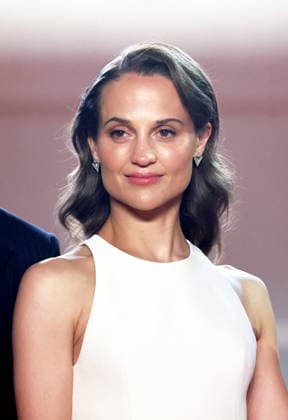 Alicia Vikander Montée des marches du film Hope lors du 79ème Festival International du Film de Cannes, le 17 mai 2026 Jacovides Moreau Bestimage Red carpet for Hope at the 79th Cannes International Film Festival on May 17, 2026 Cannes France  Copyright: xJACOVIDES-MOREAUx xBESTIMAGExJACOVIDES-MOREAUx xBESTIMAGEx