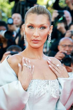 79ème Festival International du Film de Cannes Montee Garance 79th International Cannes Film Festival Red Carpet Garance with 456277 2026 05 17 Hadid, Bella  Copyright: xLionelxGuericolas MPPx STAR_456277_163