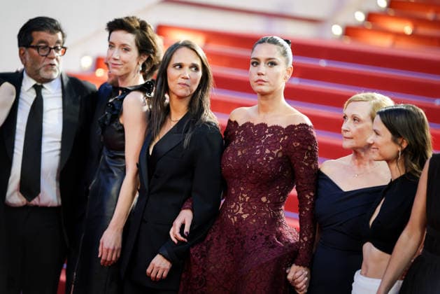 79ème Festival International du Film de Cannes Redescente du film Garance 79th International Film Festival of Cannes Return of the film Garance 456278 2026 05 17 Exarchopoulos, Adèle Giraudeau, Sara Herry, Jeanne Alexandridis, Helene Attal, Alain  Copyright: xLionelxGuericolas MPPx STAR_456278_005