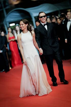 79ème Festival International du Film de Cannes Montée des marches du film Hope 79th International Cannes Film Festival Red Carpet with Hope cast 456279 2026 05 17 Vikander, Alicia Fassbender, Michael  Copyright: xLionelxGuericolas MPPx STAR_456279_010
