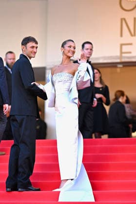 Cannes Garance red carpet. FC Anwar Hadid and Bella Hadid attends the Garance screening during the 79th annual Cannes Film Festival at Palais des Festivals on May 17, 2026 in Cannes, France. Photo by Franck Castel ABACAPRESS.COM Cannes  Copyright: xCastelxFranck ABACAx