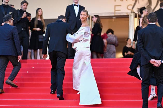 Cannes Garance red carpet. FC Anwar Hadid and Bella Hadid attends the Garance screening during the 79th annual Cannes Film Festival at Palais des Festivals on May 17, 2026 in Cannes, France. Photo by Franck Castel ABACAPRESS.COM Cannes  Copyright: xCastelxFranck ABACAx