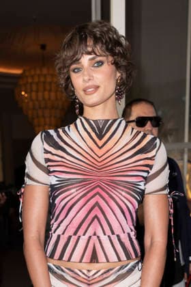 Cannes Taylor Hill exits Martinez MP Cannes, France- May 16: Taylor Hill arrives to Hotel Martinez during 79th Festival of Cannes, on May 16, 2026 in Cannes, France. Photo by Marco Piovanotto Abacapress.com Cannes France  Copyright: xPiovanottoxMarco ABACAx