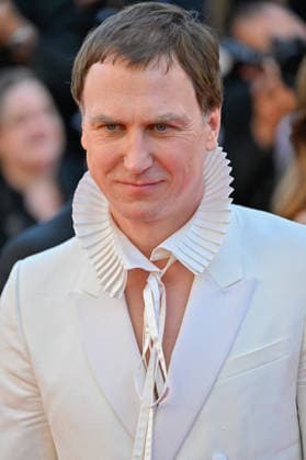 Cannes Moulin Screening JR Lars Eidinger attending the screening of the movie Moulin during 79th Cannes Film Festival in Cannes, France on May 17, 2026. Photo by Julien Reynaud APS-Medias ABACAPRESS.COM Cannes France  Copyright: xReynaudxJulien APS-Medias ABACAx