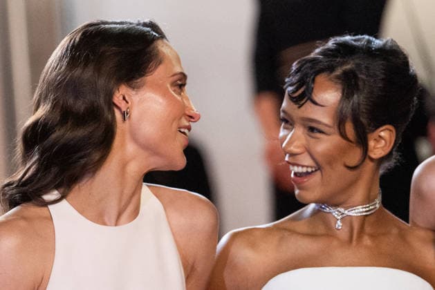 Alicia Vikander, Taylor Russell Montée des marches du film Hope lors du 79ème Festival International du Film de Cannes, le 17 mai 2026 Jacovides Moreau Bestimage Red carpet for Hope at the 79th Cannes International Film Festival on May 17, 2026 Cannes France  Copyright: xJACOVIDES-MOREAUx xBESTIMAGExJACOVIDES-MOREAUx xBESTIMAGEx