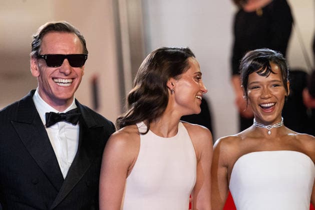 Michael Fassbender, Alicia Vikander, Taylor Russell Montée des marches du film Hope lors du 79ème Festival International du Film de Cannes, le 17 mai 2026 Jacovides Moreau Bestimage Red carpet for Hope at the 79th Cannes International Film Festival on May 17, 2026 Cannes France  Copyright: xJACOVIDES-MOREAUx xBESTIMAGExJACOVIDES-MOREAUx xBESTIMAGEx