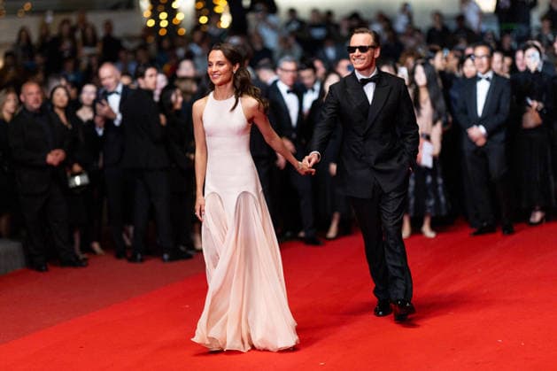 Michael Fassbender, Alicia Vikander Montée des marches du film Hope lors du 79ème Festival International du Film de Cannes, le 17 mai 2026 Jacovides Moreau Bestimage Red carpet for Hope at the 79th Cannes International Film Festival on May 17, 2026 Cannes France  Copyright: xJACOVIDES-MOREAUx xBESTIMAGExJACOVIDES-MOREAUx xBESTIMAGEx