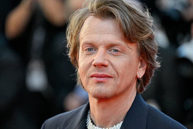 Cannes Garance Screening JR Alex Lutz attending the screening of the movie Garance during 79th Cannes Film Festival in Cannes, France on May 17, 2026. Photo by Julien Reynaud APS-Medias ABACAPRESS.COM Cannes France  Copyright: xReynaudxJulien APS-Medias ABACAx