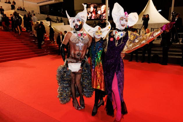 Les Sœurs de la Perpétuelle Indulgence Montée des marches du film Jim Queen lors du 79ème Festival International du Film de Cannes le 18 mai 2026 Moreau Jacovides Bestimage The red carpet for the film Jim Queen at the 79th Cannes International Film Festival on 18 May 2026 Cannes France  Copyright: xJACOVIDES-MOREAUx xBESTIMAGExJACOVIDES-MOREAUx xBESTIMAGEx