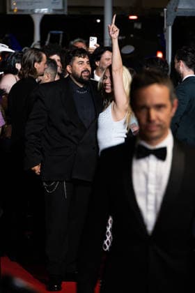 79ème Festival International du Film de Cannes Montée des marches du film Jim Queen 456281 2026 05 18 Cannes France Victor Artus Solaro, Artus Higelin, Kim  Copyright: xIvankaxVoisinx xStarfacex STAR_456281_012