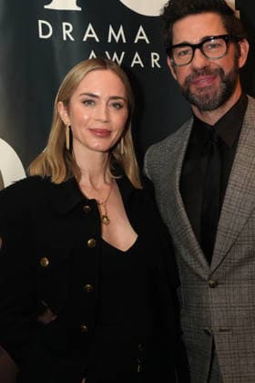 May 17, 2026, New York, Ny, USA: EMILY BLUNT and JOHN KRASINSKI attend the 2026 Annual Drama Desk Awards Red Carpet Arrivals,.The Algonquin Hotel, NYC.May 17, 2026. New York USA - ZUMAms4_ 20260517_faf_ms4_019 Copyright: xSoniaxMoskowitzxGordonx