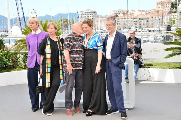Jenny Erpenbeck, Regina Ziegler, Volker Schlöndorff, Martina Gedeck, Ulrich Matthes and Susanne Wolff at the HEIMSUCHUNG photocall in Cannes on 17 05 2026