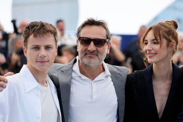 Félix Lefebvre, Gilles Lellouche, Louise Bourgoin Photocall for Moulin at the 79th Cannes International Film Festival May 18th, 2026 Jacovides Moreau Bestimage Photocall for Moulin at the 79th Cannes International Film Festival May 18th, 2026 Cannes France  Copyright: xJACOVIDES-MOREAUx xBESTIMAGExJACOVIDES-MOREAUx xBESTIMAGEx