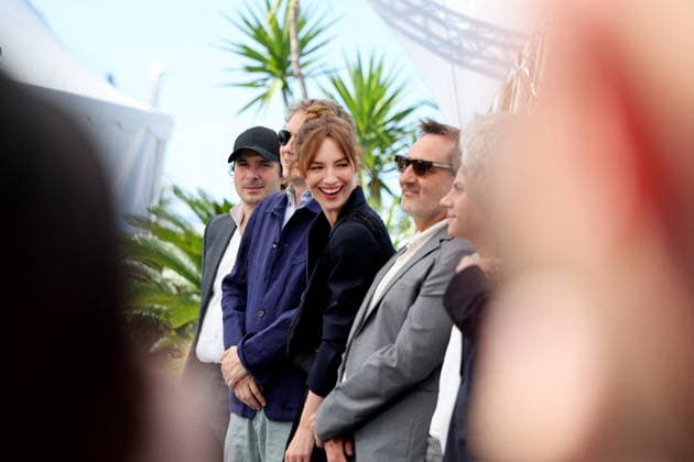 Gilles Lellouche, Louise Bourgoin, Laszlo Neles Photocall for Moulin at the 79th Cannes International Film Festival May 18th, 2026 Jacovides Moreau Bestimage Photocall for Moulin at the 79th Cannes International Film Festival May 18th, 2026 Cannes France  Copyright: xJACOVIDES-MOREAUx xBESTIMAGExJACOVIDES-MOREAUx xBESTIMAGEx