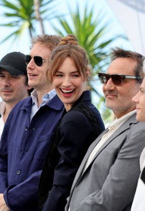 Gilles Lellouche, Louise Bourgoin, Laszlo Neles Photocall for Moulin at the 79th Cannes International Film Festival May 18th, 2026 Jacovides Moreau Bestimage Photocall for Moulin at the 79th Cannes International Film Festival May 18th, 2026 Cannes France  Copyright: xJACOVIDES-MOREAUx xBESTIMAGExJACOVIDES-MOREAUx xBESTIMAGEx