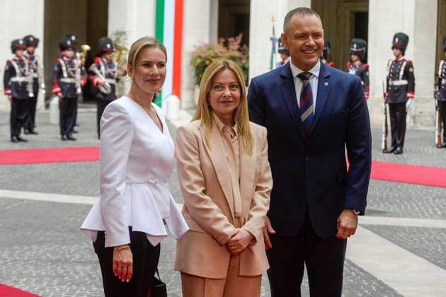 IPA84820633 - Rome Palazzo Chigi The Prime Minister receives the President of Poland in the photo Giorgia Meloni Karol Tadeusz Nawrocki and his wife Marta Nawrocka  Copyright: xSTEFANOxCAROFEIx xSTEFANOxCAROFEIx xFOTOGRAMMAx 84820633