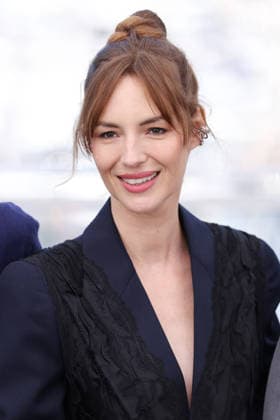 Cannes - Moulin Photocall JD Louise Bourgouin attend the photocall of the film Moulin during the 79th annual Cannes Film Festival at Palais des Festivals on May 18, 2026 in Cannes, France. Photo by Jerome Domine ABACAPRESS.COM Cannes France  Copyright: xDominexJerome ABACAx