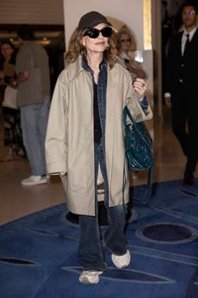 Cannes Isabelle Huppert exits Martinez MP Cannes, France- May 18: Isabelle Huppert leaves the Martinez Hotel during 79th Festival of Cannes, on May 18, 2026 in Cannes, France. Photo by Marco Piovanotto Abacapress.com Cannes France  Copyright: xPiovanottoxMarco ABACAx