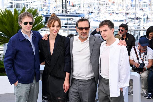 79th Cannes Film Festival Photocall of the movie -Moulin- Cannes, France Laszlo Nemes;Louise Bourgoin;Gilles Lellouche;Felix Lefebvre 79th Cannes Film Festival Photocall of the movie -Moulin- Cannes, France 18th May 2026 SGPItalia id 134688_077 *Not Exclusive  Copyright: xSGPx