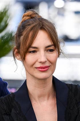 79th Cannes Film Festival Photocall of the movie -Moulin- Cannes, France Louise Bourgoin 79th Cannes Film Festival Photocall of the movie -Moulin- Cannes, France 18th May 2026 SGPItalia id 134688_077 *Not Exclusive  Copyright: xSGPx