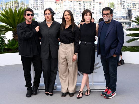 IPA84822136 - Cannes, 79th Cannes Film Festival 2026, day 7. Photocall by Garance Pictured: Hugo Selignac, Adele Exarchopoulos, Jeanne Herry, Sara Giraudeau and Alain Attal  Copyright: xAlbertoxTerenghix xPoolxPhotoxEventsx07x 84822136