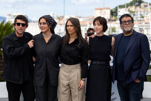 Hugo Sélignac, Adèle Exarchopoulos, Jeanne Herry, Sara Giraudeau, Alain Attal Photocall for Garance at the 79th Cannes International Film Festival MAy 18th, 2026 Cannes France Jacovides Moreau Bestimage Photocall for Garance at the 79th Cannes International Film Festival MAy 18th, 2026 Cannes France  Copyright: xJACOVIDES-MOREAUx xBESTIMAGExJACOVIDES-MOREAUx xBESTIMAGEx