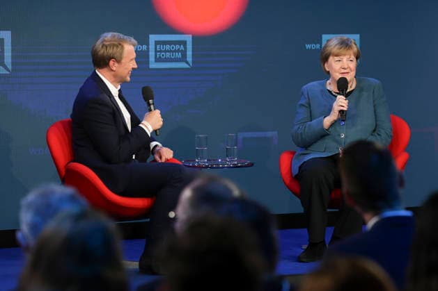 Angela Merkel, Bundeskanzlerin a.D. und Markus Preiss beim WDR Europaforum auf der Re:publica Digitalmesse unter dem Motto Never Gonna Give You Up eröffnet in The Station am 18.05.26 in Berlin Angela Merkel spricht auf der Re:publica 2026 in Berlin *** Angela Merkel, former German Chancellor and Markus Preiss at the WDR Europaforum at the Re publica digital trade fair under the motto Never Gonna Give You Up opens at The Station on 18 05 26 in Berlin Angela Merkel speaks at the Re publica 2026 in Berlin