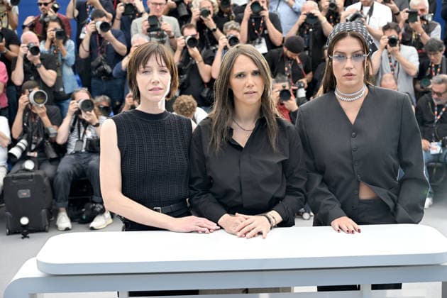 79ème Festival International du Film de Cannes Photocall of the film Garance 79th Cannes International Film Festival Photocall of the film Garance 456303 2026 05 18 Giraudeau, Sara Herry, Jeanne Exarchopoulos, Adèle  Copyright: xSergexArnalx xStarfacex STAR_456303_013