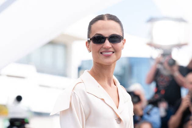 Cannes Hope Photocall LZ Alicia Vikander attends the photocall of Hope during the 79th Cannes International Film Festival in Cannes, France on May 18, 2026, the film selected in the Official Competition. Photo by Laurent Zabulon ABACAPRESS.COM  Copyright: xZabulonxLaurentx
