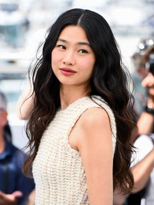 IPA84823937 - Cannes, 79th Cannes Film Festival 2026, day 7. Photocall of HOPE Pictured: Jung Ho-yeon  Copyright: xAlbertoxTerenghix xPoolxPhotoxEventsx07x 84823937