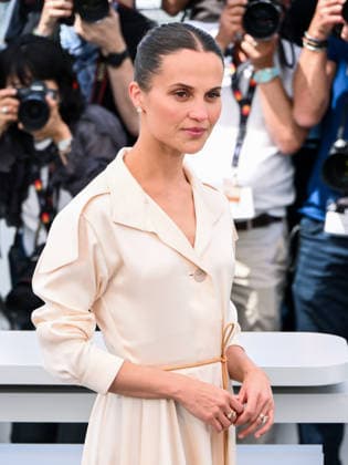 IPA84823715 - Cannes, 79th Cannes Film Festival 2026, day 7. Photocall of HOPE Pictured: Alicia Vikander  Copyright: xAlbertoxTerenghix xPoolxPhotoxEventsx07x 84823715