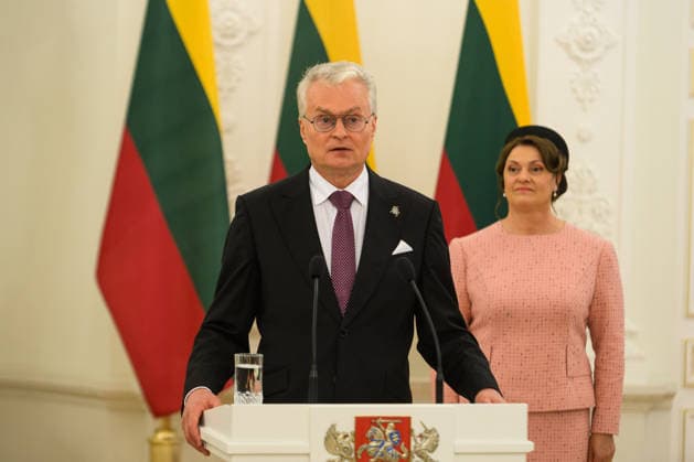 King Carl XVI Gustaf of Sweden - Lithuanian President Gitanas Nauseda meeting in Vilnius VILNIUS, LITHUANIA - MAY 18: Lithuanian President Gitanas Nauseda speaks during a press conference as he meets with King Carl XVI Gustaf and Queen Silvia of Sweden at the Presidential Palace in Vilnius, Lithuania on May 18, 2026. Yauhen Yerchak Anadolu Vilnius Lithuania. Editorial use only. Please get in touch for any other usage.  Copyright: x2026xAnadoluxYauhenxYerchakx