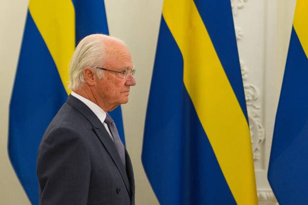 King Carl XVI Gustaf of Sweden - Lithuanian President Gitanas Nauseda meeting in Vilnius VILNIUS, LITHUANIA - MAY 18: King Carl XVI Gustaf of Sweden attends a press conference as he visits Lithuanian President Gitanas Nauseda and First Lady Diana Nausediene at the Presidential Palace in Vilnius, Lithuania on May 18, 2026. Yauhen Yerchak Anadolu Vilnius Lithuania. Editorial use only. Please get in touch for any other usage.  Copyright: x2026xAnadoluxYauhenxYerchakx