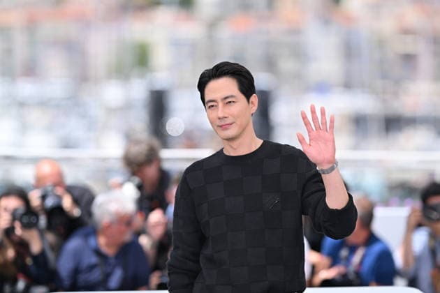 79th Cannes Film Festival: Hope photocall CANNES, FRANCE - MAY 18: South Korean actor Zo In-Sung poses during a photocall for the film Hope at the 79th edition of the Cannes Film Festival in Cannes, France on May 18, 2026. Mustafa Yalcin Anadolu Cannes France. Editorial use only. Please get in touch for any other usage.  Copyright: x2026xAnadoluxMustafaxYalcinx