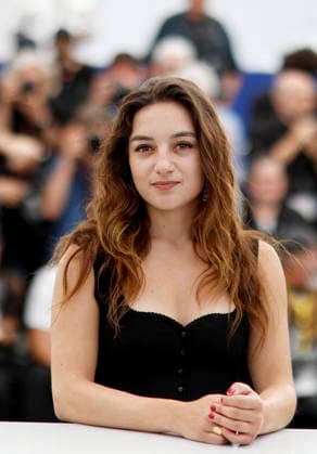 Luàna Bajrami at the photocall of the film La Troisième Nuit When The Night Falls at the 79th International Film Festival in Cannes, France, May 18, 2026 Jacovides Moreau Bestimage La Troisième Nuit When The Night Falls photocall at the 79th annual Cannes Film Festival at Palais des Festivals on May 18, 2026 in Cannes, France Cannes France  Copyright: xJACOVIDES-MOREAUx xBESTIMAGExJACOVIDES-MOREAUx xBESTIMAGEx