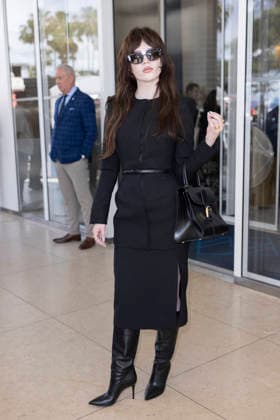 Cannes Sophie Thatcher exits Martinez MP Cannes, France- May 18: Sophie Thatcher leaves the Martinez Hotel during 79th Festival of Cannes, on May 18, 2026 in Cannes, France. Photo by Marco Piovanotto Abacapress.com Cannes France  Copyright: xPiovanottoxMarco ABACAx