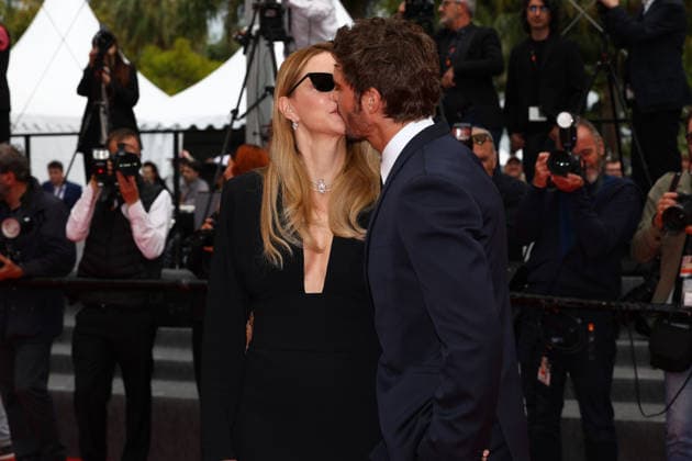 Internationale Filmfestspiele von Cannes, The Unknown Premiere #4 May 18, 2026, Cannes, Cote D azur, France: VIRGINIE EFIRA and NIELS SCHNEIDER on the red carpet for the screening of THE UNKNOWN at the 79th Annual Cannes Film Festival at Palais des Festivals in Cannes, France Cannes France - ZUMAc179 20260518_zep_c179_007 Copyright: xMickaelxChavetx