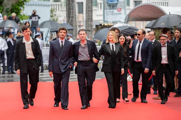 Internationale Filmfestspiele von Cannes, The Unknown Premiere #4 Cannes L’Inconnue (The Unknown) Carpet EB French actress Lea Seydoux, French director and screenwriter Arthur Harari and French-Canadian actor Niels Schneider during the 79th Cannes International Film Festival in Cannes, France on May 18, 2026, the film selected in the Official Competition.Photo by Eliot Blondet ABACAPRESS.COM Cannes France France  Copyright: xBlondetxEliot ABACAx